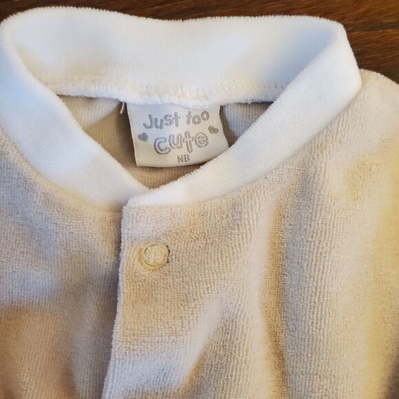 Bundle 2 Disney Baby Boy Mickey Mouse Hooded Vest & Just Too Cute Snap Bodysuit - Picture 6 of 10